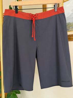 Patagonia Hydropeak 21” Boardshorts Mens 34 Gray Orange Surf Swim Shorts